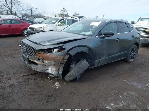 3MVDMBBM2RM637823 2024 MAZDA CX-30 - Image 2