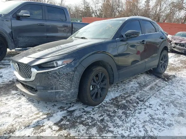 3MVDMBBM2RM638583 2024 MAZDA CX-30 - Image 2
