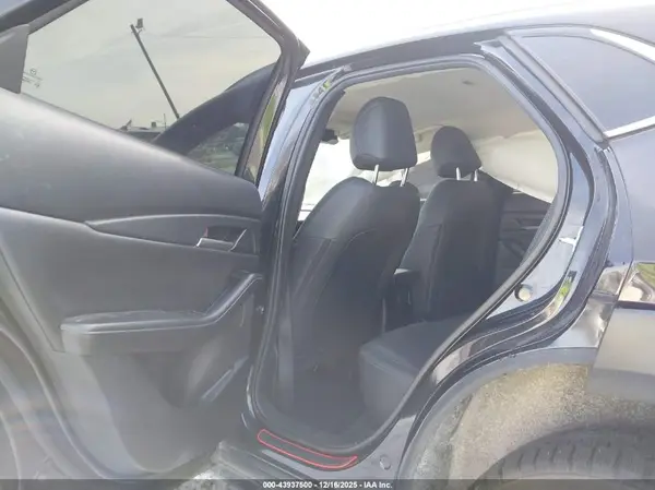 3MVDMBBM2RM638583 2024 MAZDA CX-30 - Image 8