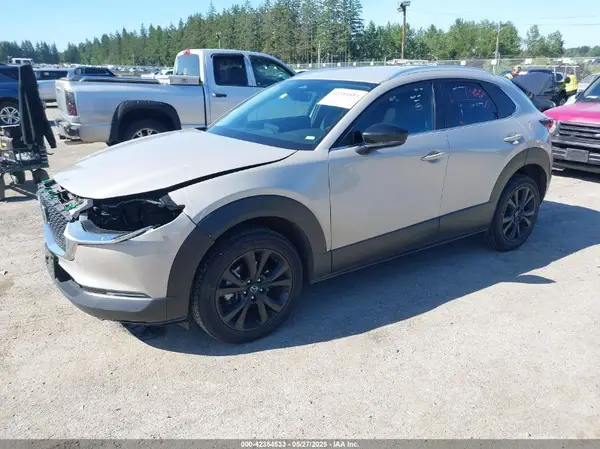 3MVDMBBM2RM647154 2024 MAZDA CX-30 - Image 2