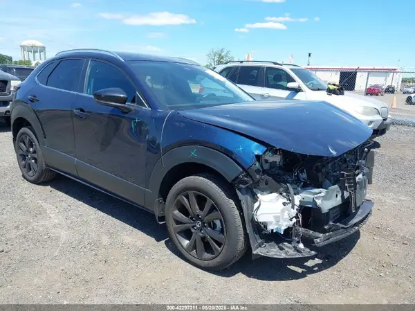 3MVDMBBM2RM657781 2024 MAZDA CX-30 - Image 1