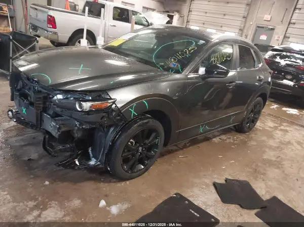 3MVDMBBM2RM658297 2024 MAZDA CX-30 - Image 2