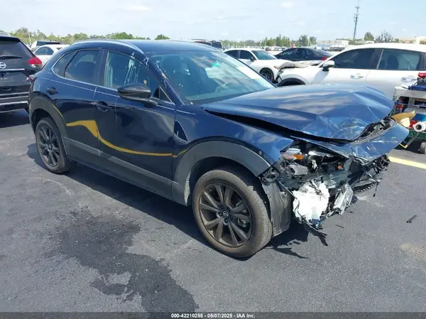 3MVDMBBM2RM684687 2024 MAZDA CX-30 - Image 1
