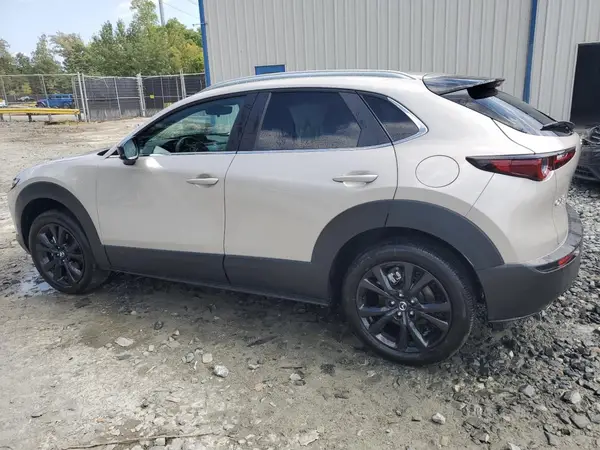3MVDMBBM2RM696242 2024 MAZDA CX-30 - Image 2
