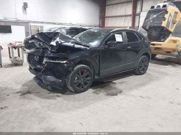 3MVDMBBM2SM755621 2025 MAZDA CX-30 - Image 2