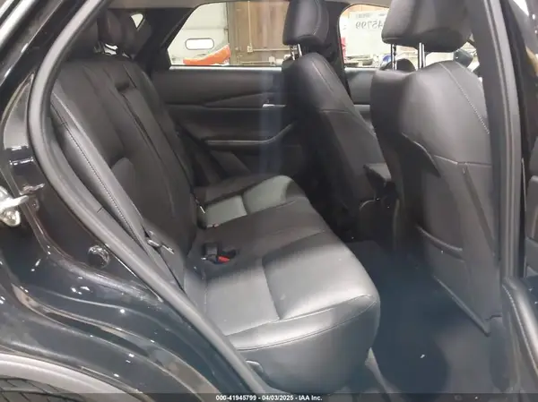 3MVDMBBM2SM755621 2025 MAZDA CX-30 - Image 8