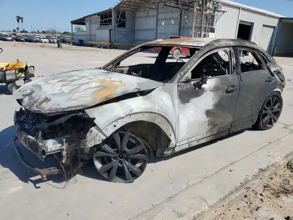3MVDMBBM2SM762651 2025 MAZDA CX-30 - Image 1