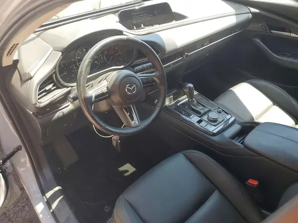 3MVDMBBM2SM776968 2025 MAZDA CX-30 - Image 8