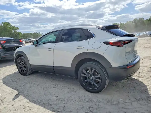 3MVDMBBM2SM811055 2025 MAZDA CX-30 - Image 2