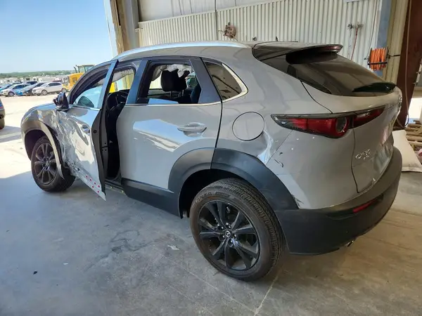 3MVDMBBM2SM838465 2025 MAZDA CX-30 - Image 2
