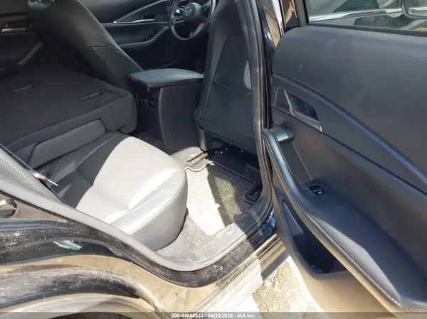 3MVDMBBM3PM561235 2023 MAZDA CX-30 - Image 8