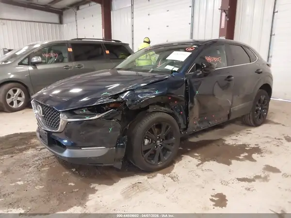 3MVDMBBM3RM631609 2024 MAZDA CX-30 - Image 2