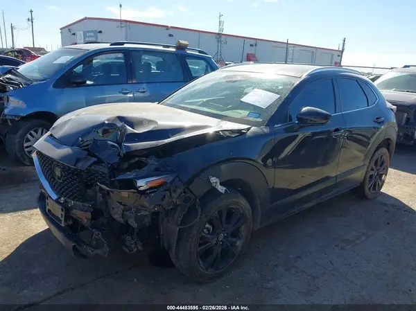 3MVDMBBM3RM632324 2024 MAZDA CX-30 - Image 2