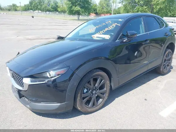 3MVDMBBM3RM635109 2024 MAZDA CX-30 - Image 2
