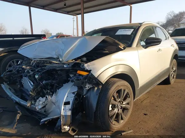 3MVDMBBM3RM639869 2024 MAZDA CX-30 - Image 2