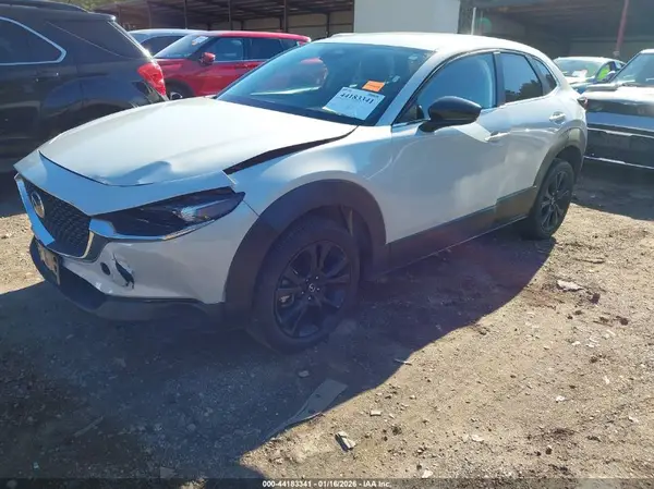 3MVDMBBM3RM659314 2024 MAZDA CX-30 - Image 2