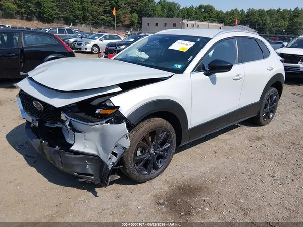 3MVDMBBM3RM660995 2024 MAZDA CX-30 - Image 2