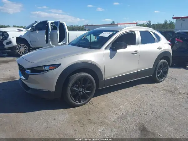 3MVDMBBM3RM674251 2024 MAZDA CX-30 - Image 2