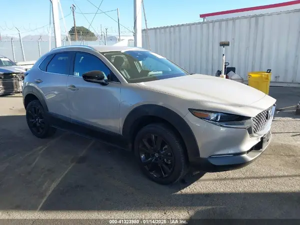 3MVDMBBM3RM685203 2024 MAZDA CX-30 - Image 1