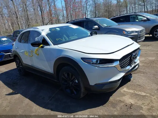 3MVDMBBM3RM700816 2024 MAZDA CX-30 - Image 1