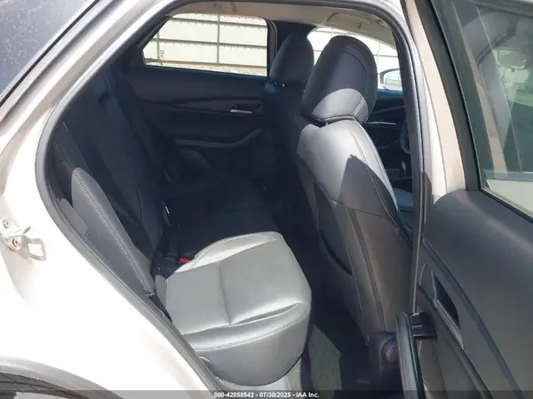 3MVDMBBM3RM702968 2024 MAZDA CX-30 - Image 8