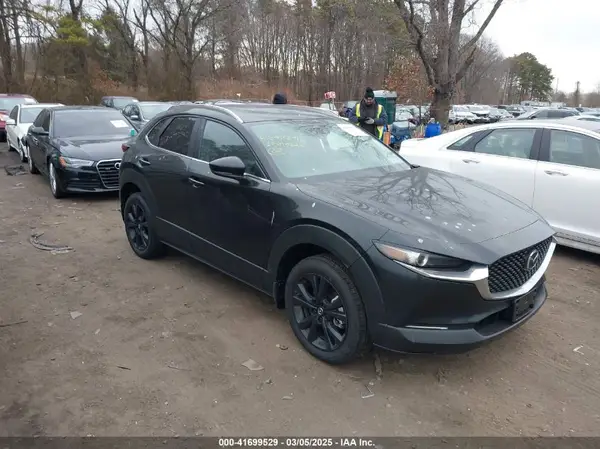 3MVDMBBM3SM787607 2025 MAZDA CX-30 - Image 1