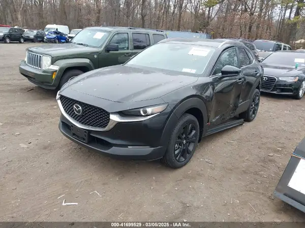 3MVDMBBM3SM787607 2025 MAZDA CX-30 - Image 2
