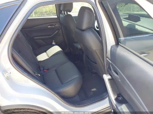 3MVDMBBM3SM809170 2025 MAZDA CX-30 - Image 8