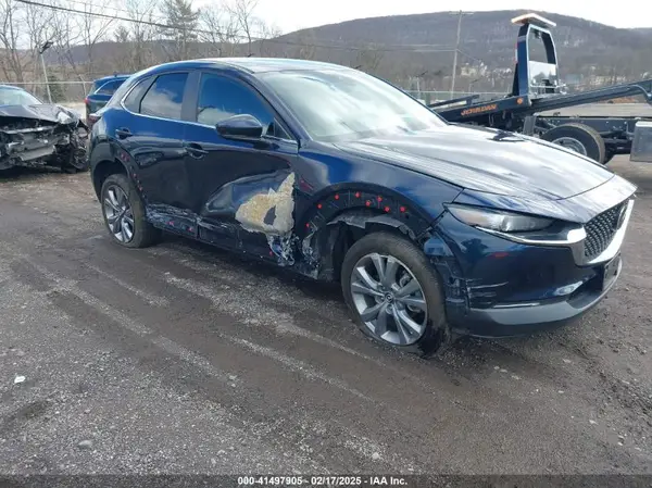 3MVDMBBM4PM520127 2023 MAZDA CX-30 - Image 1