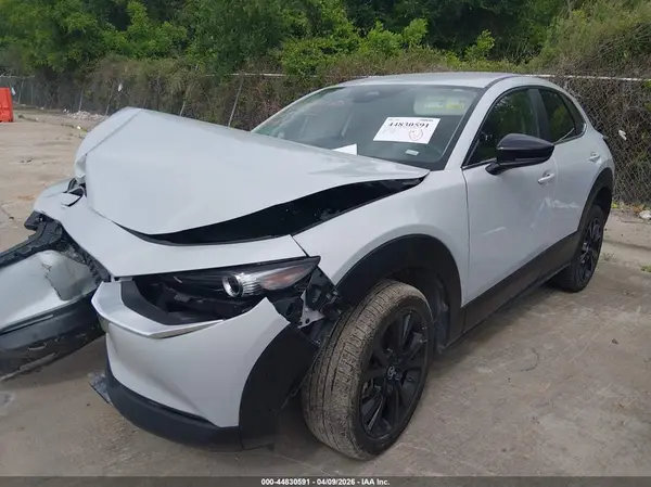 3MVDMBBM4RM660052 2024 MAZDA CX-30 - Image 2