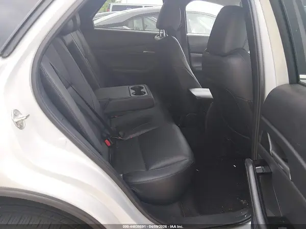3MVDMBBM4RM660052 2024 MAZDA CX-30 - Image 8