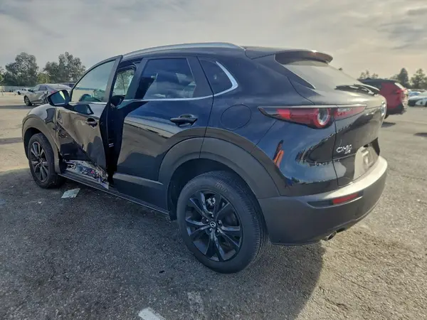 3MVDMBBM4RM670337 2024 MAZDA CX-30 - Image 2