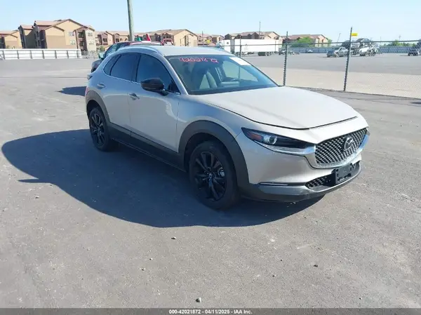 3MVDMBBM4RM689518 2024 MAZDA CX-30 - Image 1