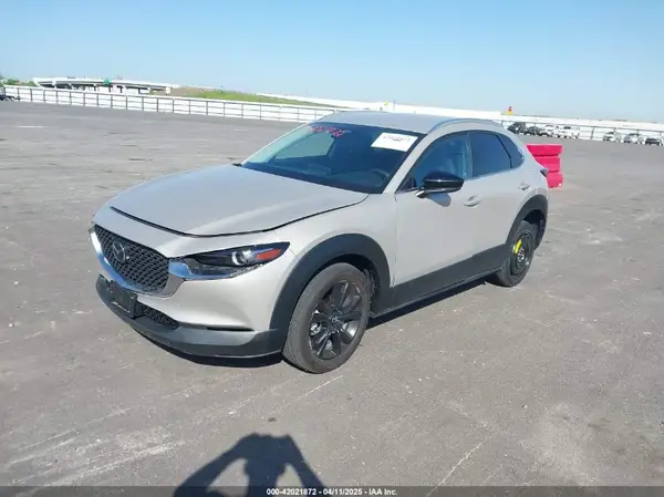 3MVDMBBM4RM689518 2024 MAZDA CX-30 - Image 2