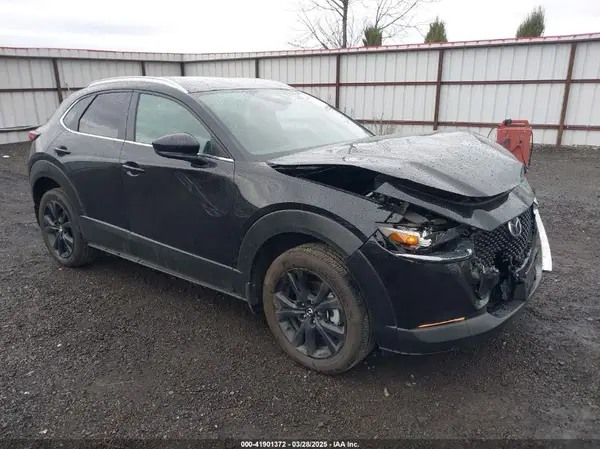 3MVDMBBM4RM690930 2024 MAZDA CX-30 - Image 1