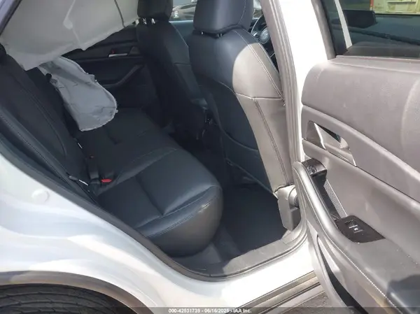3MVDMBBM4RM693570 2024 MAZDA CX-30 - Image 8