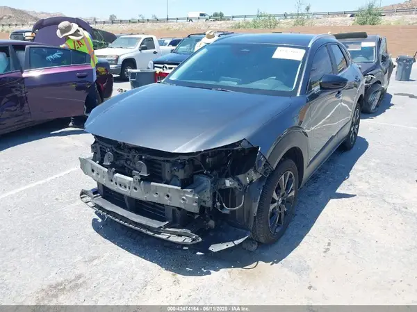 3MVDMBBM4RM720489 2024 MAZDA CX-30 - Image 2