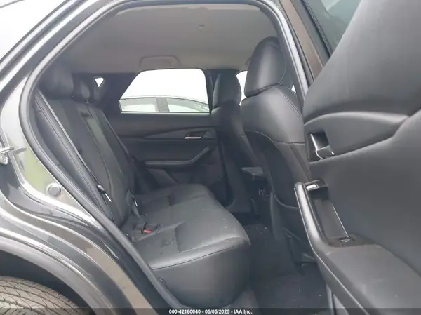 3MVDMBBM4SM757371 2025 MAZDA CX-30 - Image 8