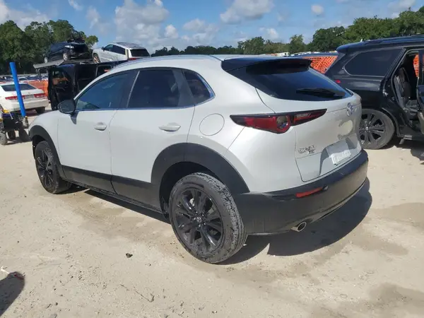 3MVDMBBM4SM767396 2025 MAZDA CX-30 - Image 2
