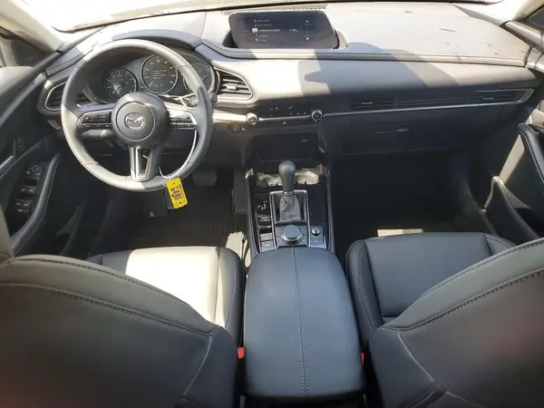 3MVDMBBM4SM779922 2025 MAZDA CX-30 - Image 8