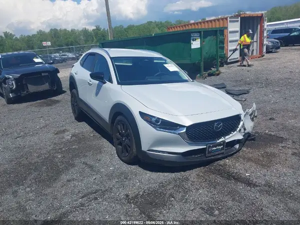 3MVDMBBM4SM780892 2025 MAZDA CX-30 - Image 1