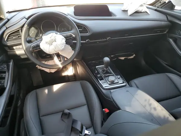 3MVDMBBM4SM787924 2025 MAZDA CX-30 - Image 8