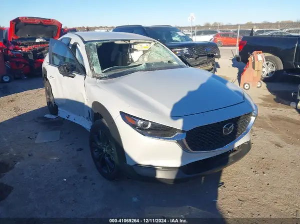3MVDMBBM5RM623317 2024 MAZDA CX-30 - Image 1