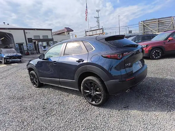 3MVDMBBM5RM657404 2024 MAZDA CX-30 - Image 2