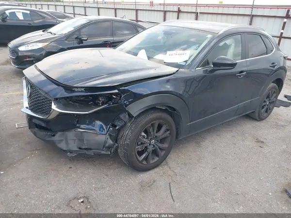 3MVDMBBM5RM664627 2024 MAZDA CX-30 - Image 2