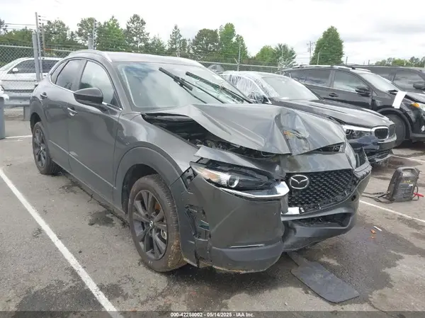 3MVDMBBM5RM682867 2024 MAZDA CX-30 - Image 1