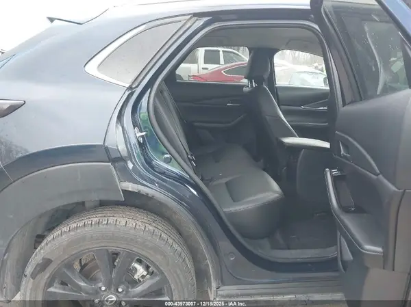 3MVDMBBM5RM696218 2024 MAZDA CX-30 - Image 8