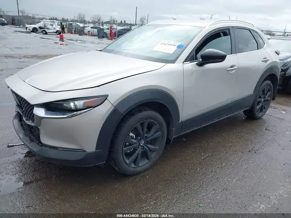 3MVDMBBM5RM706083 2024 MAZDA CX-30 - Image 2