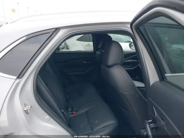 3MVDMBBM5SM779931 2025 MAZDA CX-30 - Image 8
