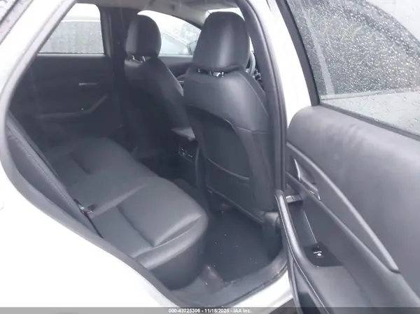 3MVDMBBM5SM808294 2025 MAZDA CX-30 - Image 8
